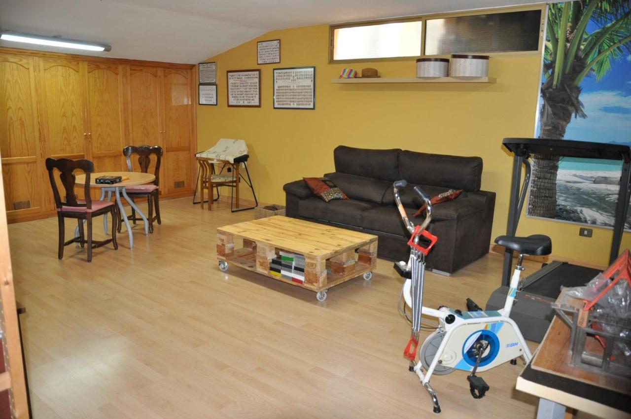 Bonita Casa Calida Para El Relax Con Wifi Валсекийо Екстериор снимка